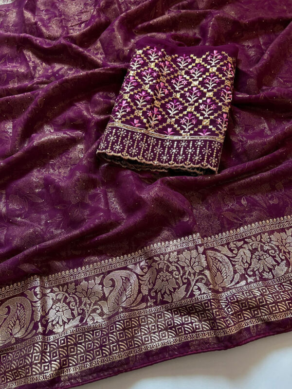 Premium Chiffon Zari Sari For Events - Image 4