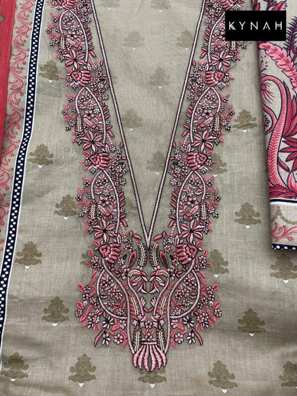 Buy Festive Wear Pakistani Suits Online in India (Copy) - Image 9